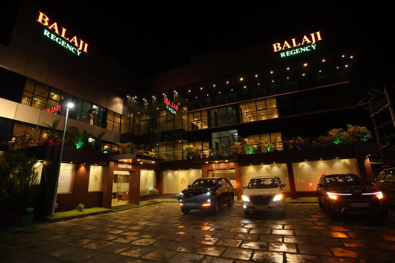 Balaji Regency Kanhangad Kannangad Esterno foto