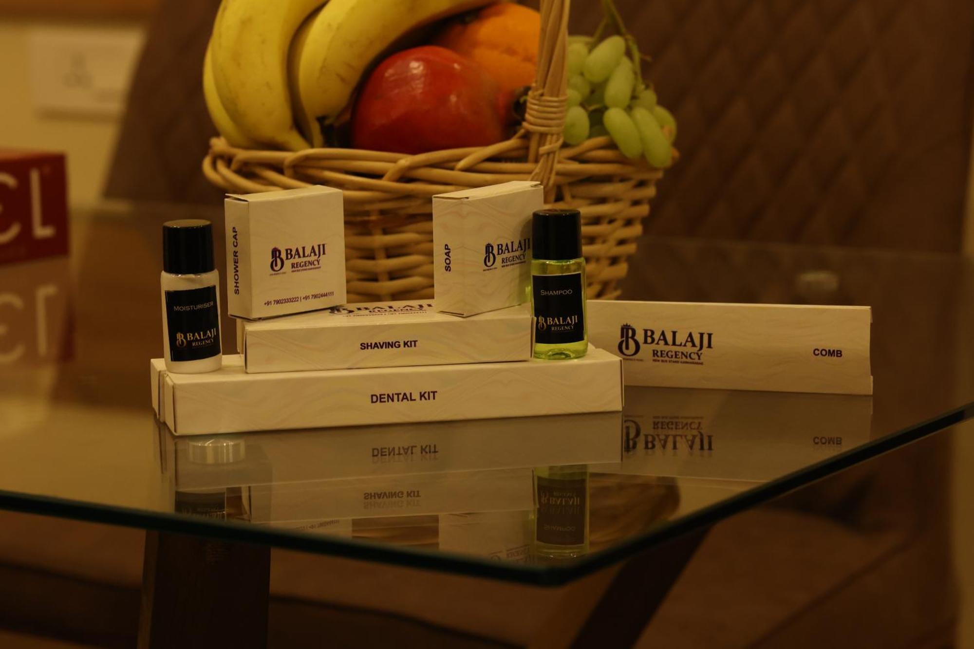 Balaji Regency Kanhangad Kannangad Esterno foto